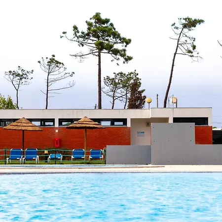 Kemp Parque De Campismo Orbitur Gala 3*